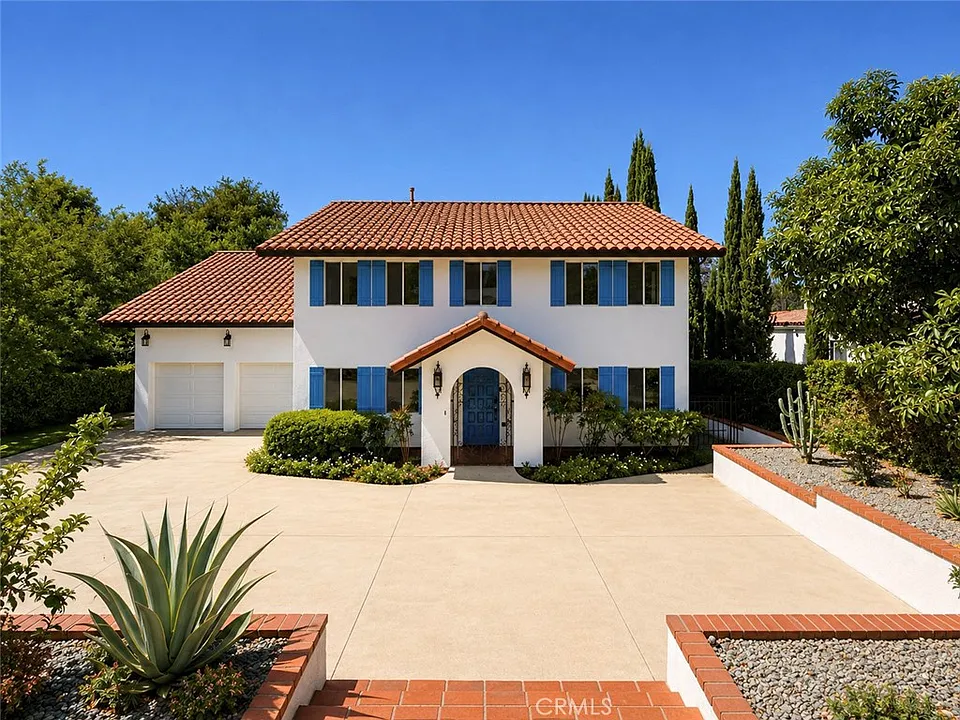 634 Alameda St