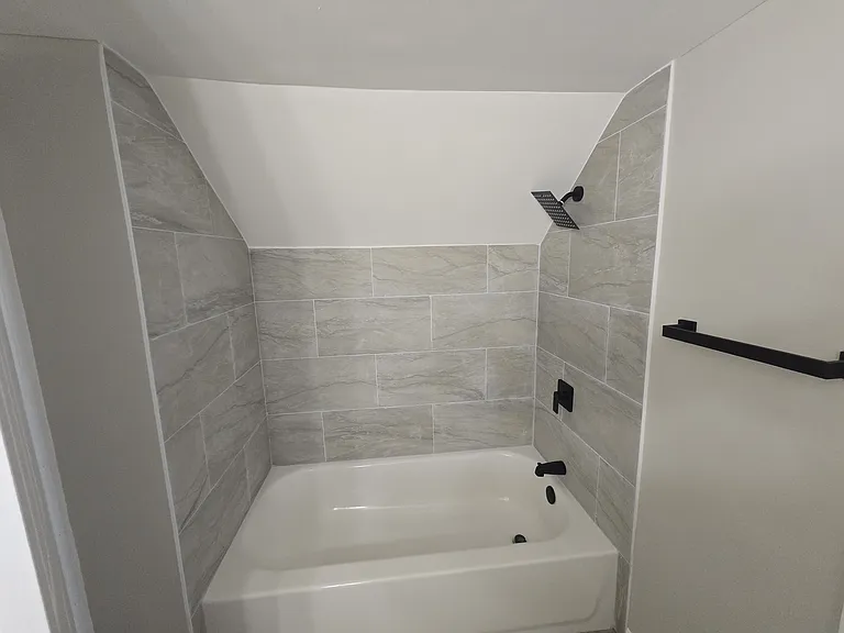 17 Maple Ave — Photo 1