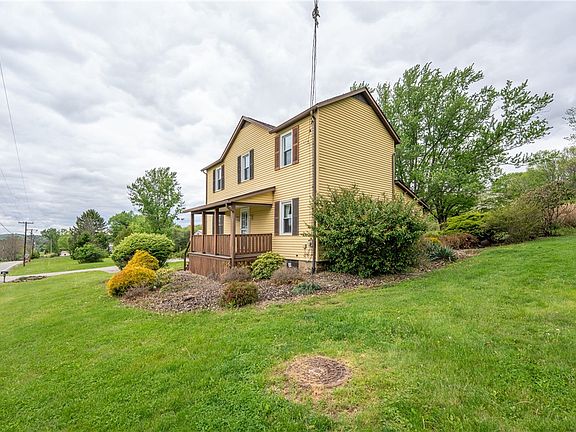 3rd image of 1566 Keystone Park Rd
