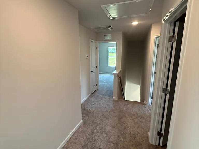 618 Standard Ave — Photo 16