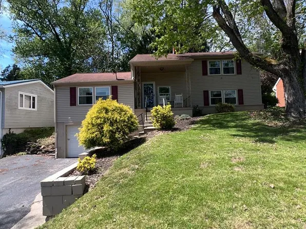 506 Ruskin Dr, Altoona, PA 16602