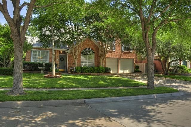 1st image of 106 Starbridge Ln