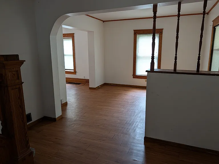 126 SW Buchanan St — Photo 6