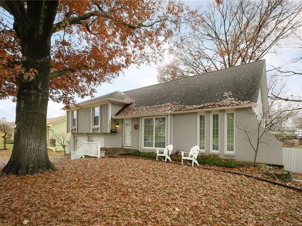 10128 Nall Ave, Overland Park, KS 66207