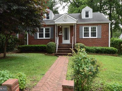 2831 Monroe St, Falls Church, VA, 22042