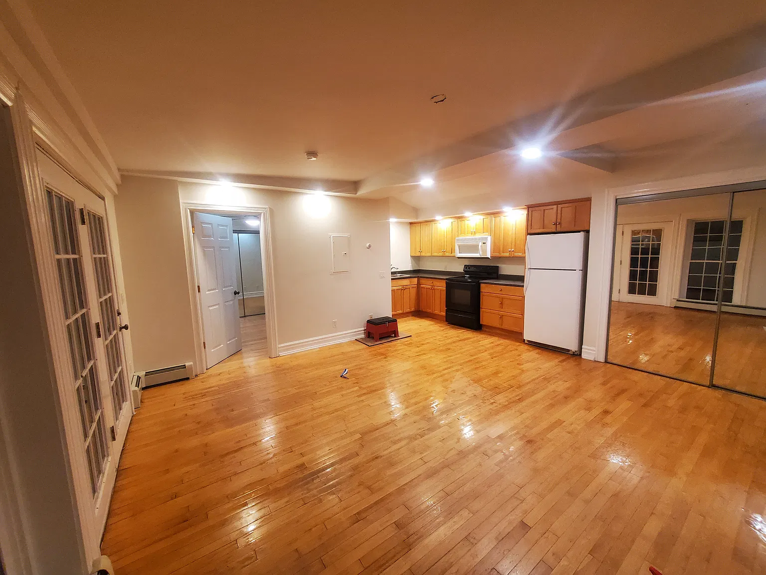 1 bed, 850 sqft, $895 — Photo 1