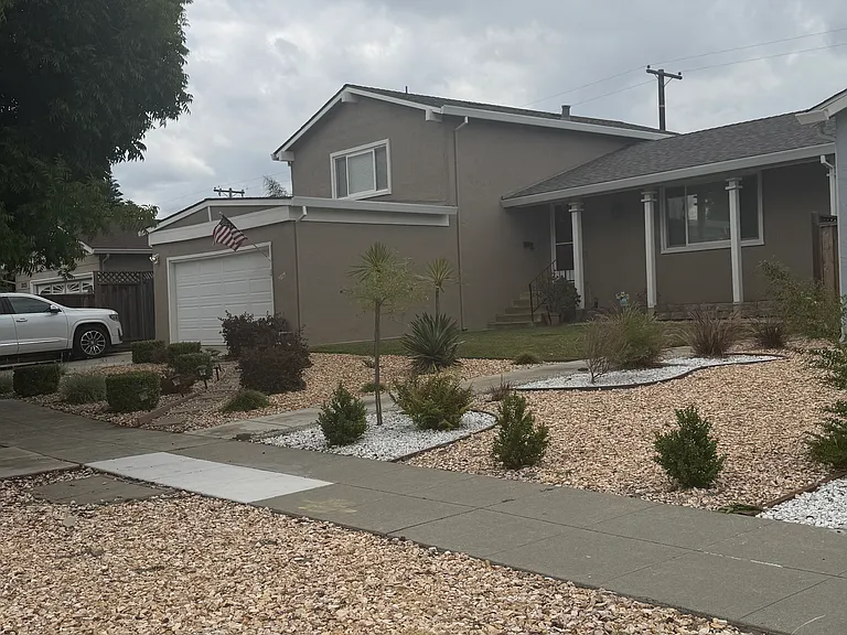 5829 Falon Way — Photo 1