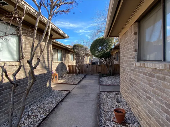 106 Priddy Ln #A-b, Fort Worth, TX 76114