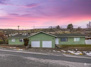 112-114 Hospital Way #112, Brewster, WA 98812