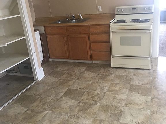 2nd image of 228 W Ayer St