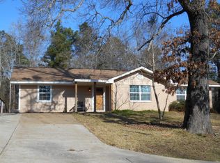 9009 E Us Highway 84, Palestine, TX 75801