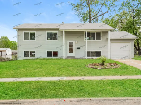 260 Downing Ave, Florissant, MO 63031