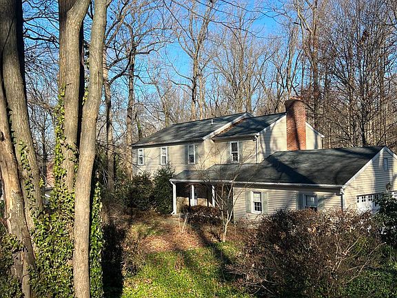 2nd image of 39 Sylvan Dr