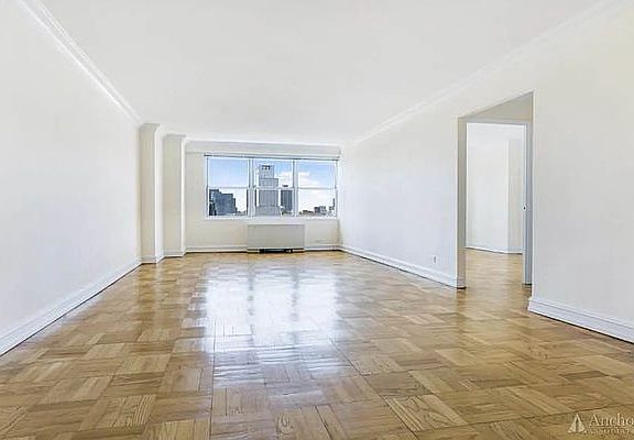 3rd image of 888 8th Ave APT 6K
