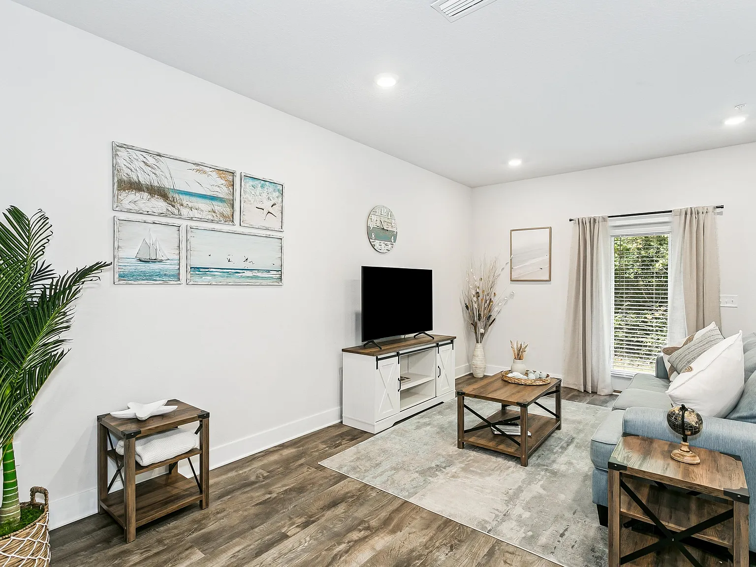 1535 Iroquois Ct — Photo 4