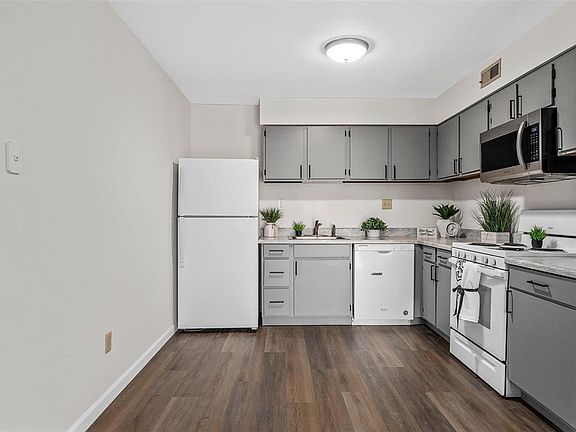 5th image of 12824 Portulaca Dr APT I