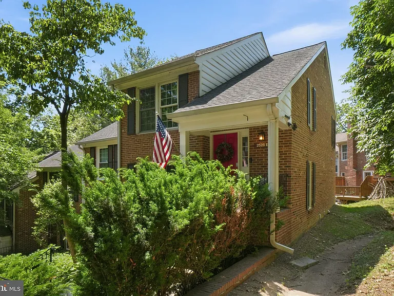 2528 S Walter Reed Dr #5 — Photo 1