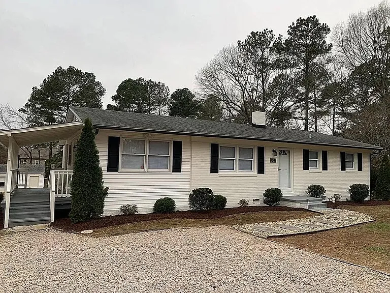 1641 Wake Dr — Photo 1