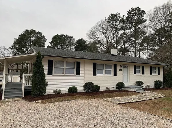 1641 Wake Dr, Wake Forest, NC 27587