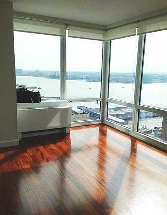 2nd image of 620 W 42nd St APT 15A