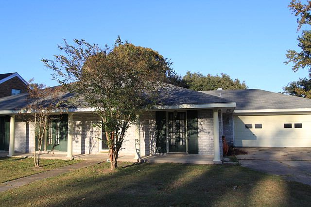 1st image of 110 Glenhill Dr