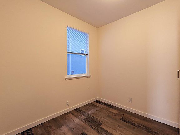 5th image of 2210 Durant Ave #1B