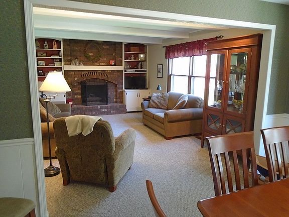 5th image of 2711 Westbrook Dr NW