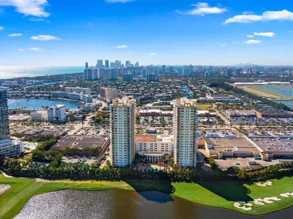 1745 E Hallandale Beach Blvd Unit 2204W, Hallandale, FL 33009