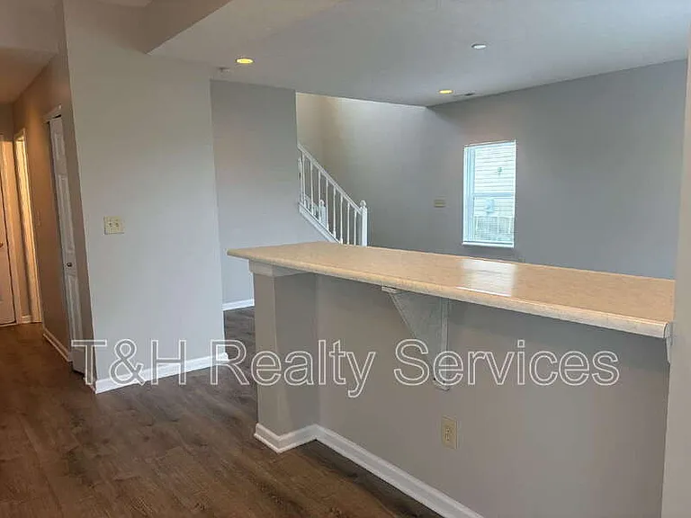 2273 Shadowbrook Trce — Photo 22