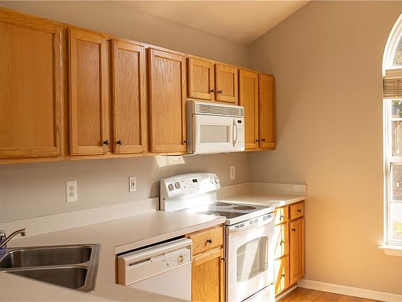 5th image of 6315 Double Eagle Dr