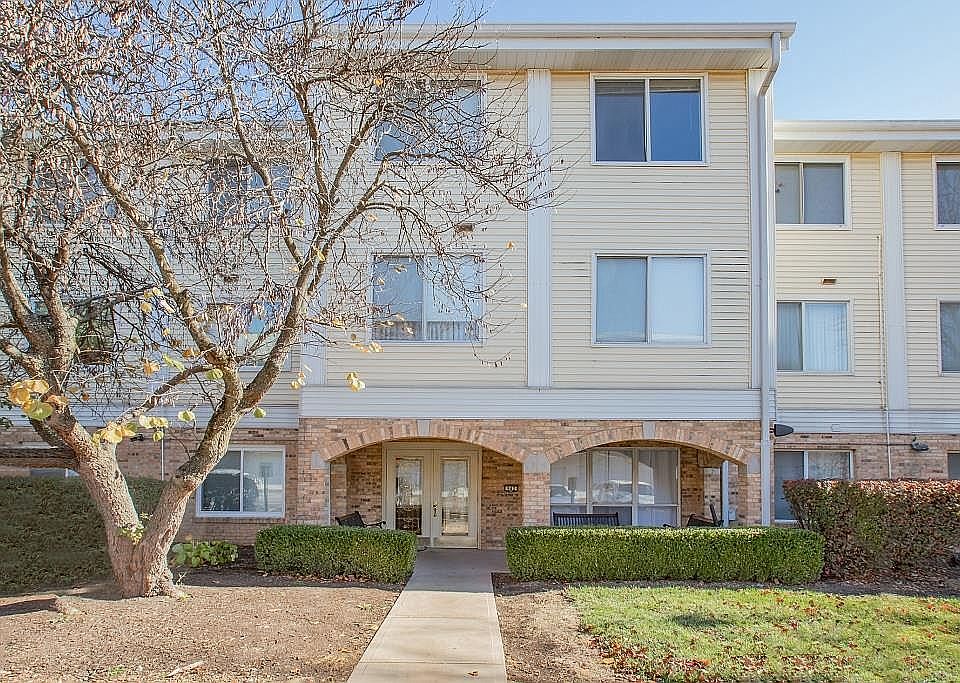 1st image of 942 Guelbreth Ln APT 103