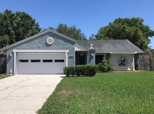 1450 Foggy Ridge Pkwy, Lutz, FL 33559