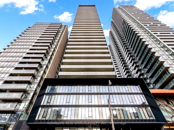 28 Wellesley St E, Toronto, ON