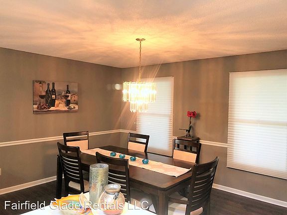 4th image of 40 Heather Glen Cir