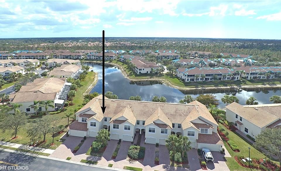 1st image of 1124 Oxford Ln #39