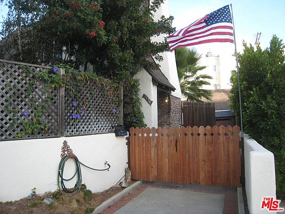 2nd image of 1134 S Elm Dr