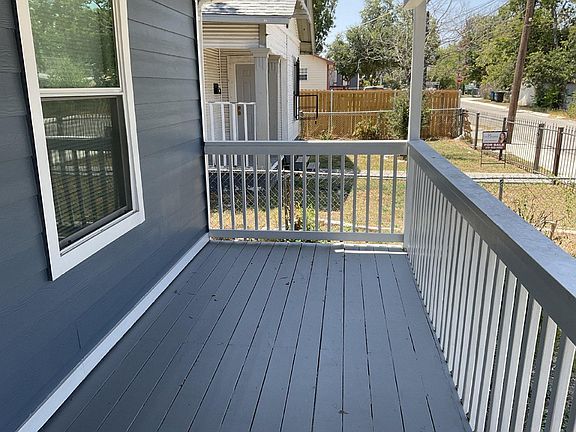 3rd image of 114 Canadian St #2