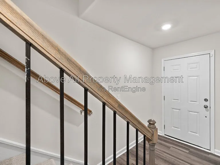 1035 Shoreside Dr — Photo 6