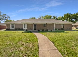 6807 Abilene Dr, Sachse, TX 75048
