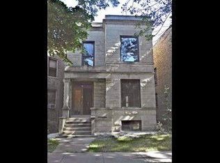 1312 W Newport Ave, Chicago, IL 60657