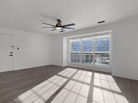 4th image of 1014 Gifford Ct APT A