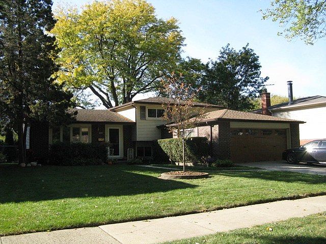 1st image of 675 Cordial Dr