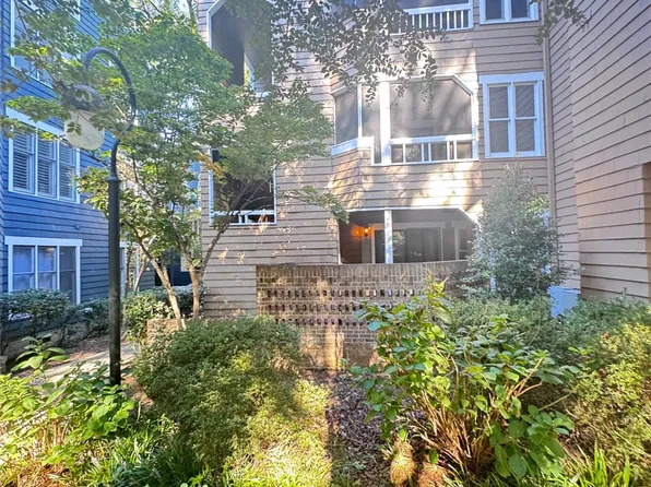 413 W 8th St APT B, Charlotte, NC 28202