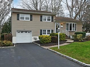 243 Devon Rd, Township Of Washington, NJ 07676