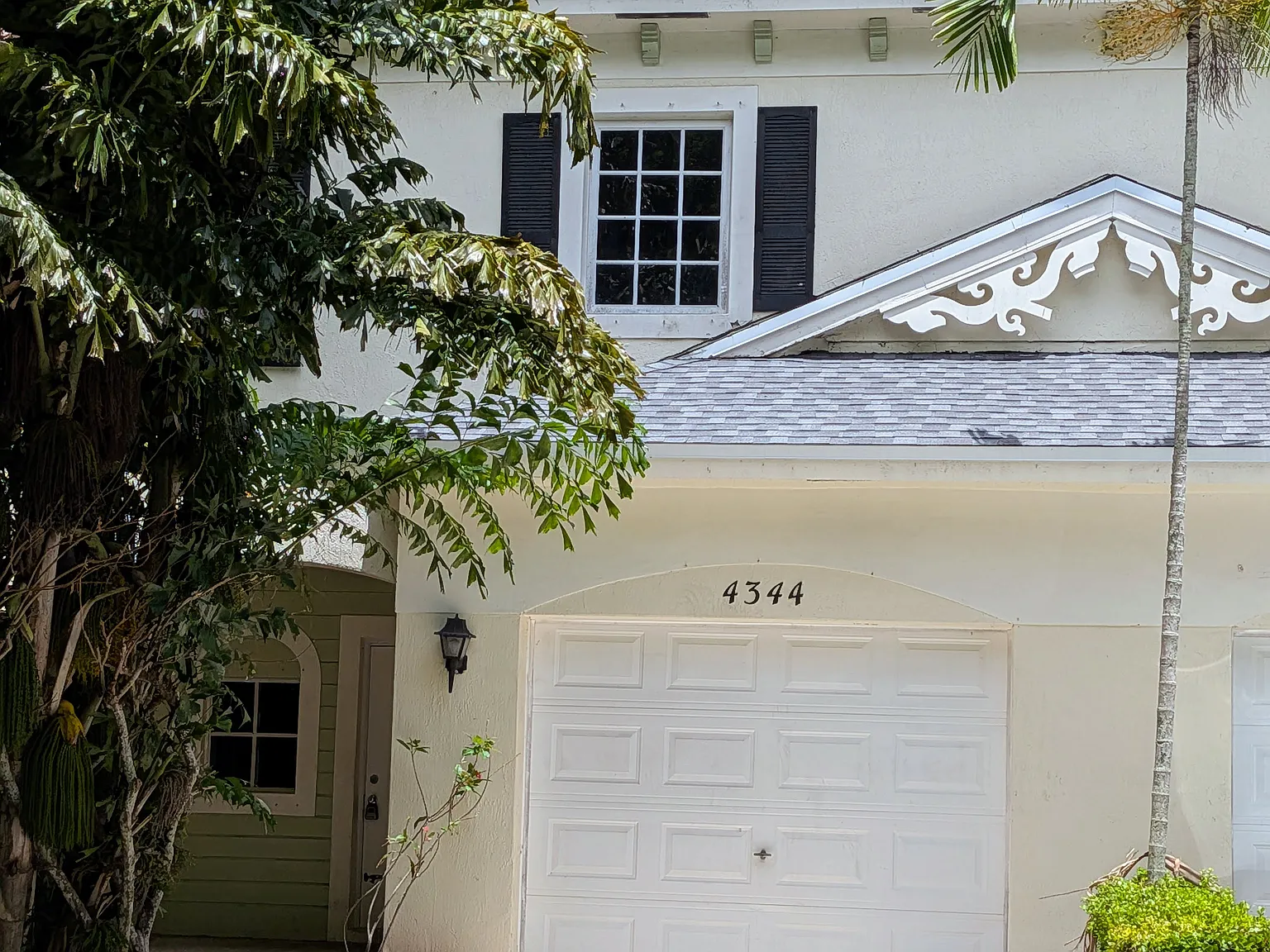 3 bed, 2.5 bath, 1684 sqft, $3,470 — Photo 1