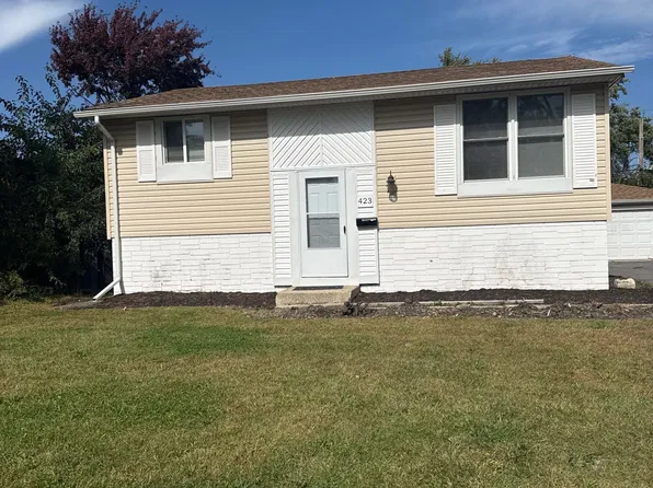 423 E Birch Dr, Glenwood, IL 60425
