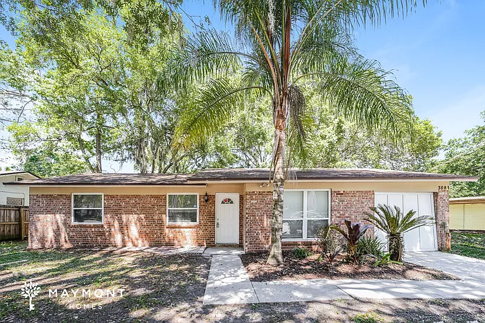 3 bed, 2.0 bath, 1319 sqft, $1,695 — Photo 1