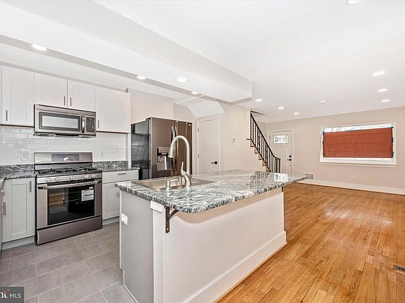 2nd image of 1339 Talbert Ter SE