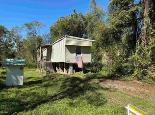 8307 Phillips Rd, Saint Amant, LA 70774