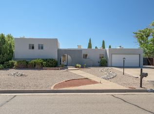 3608 Oakmount Dr SE, Rio Rancho, NM 87124